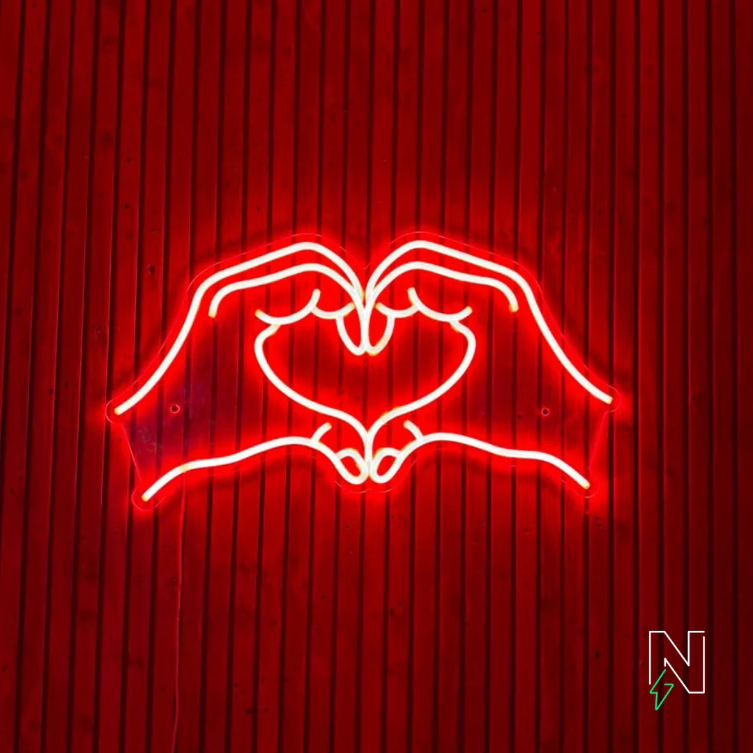 Heart Hands neon sign - Image 3