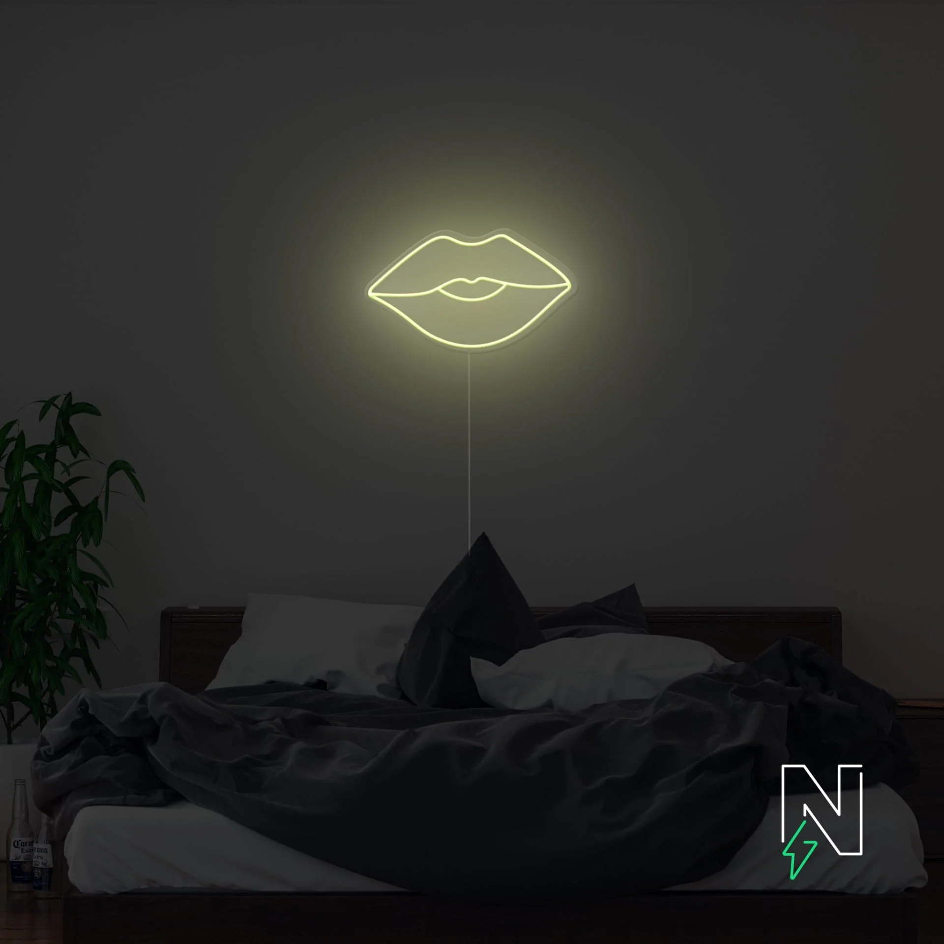 Lips Neon Sign - Image 3