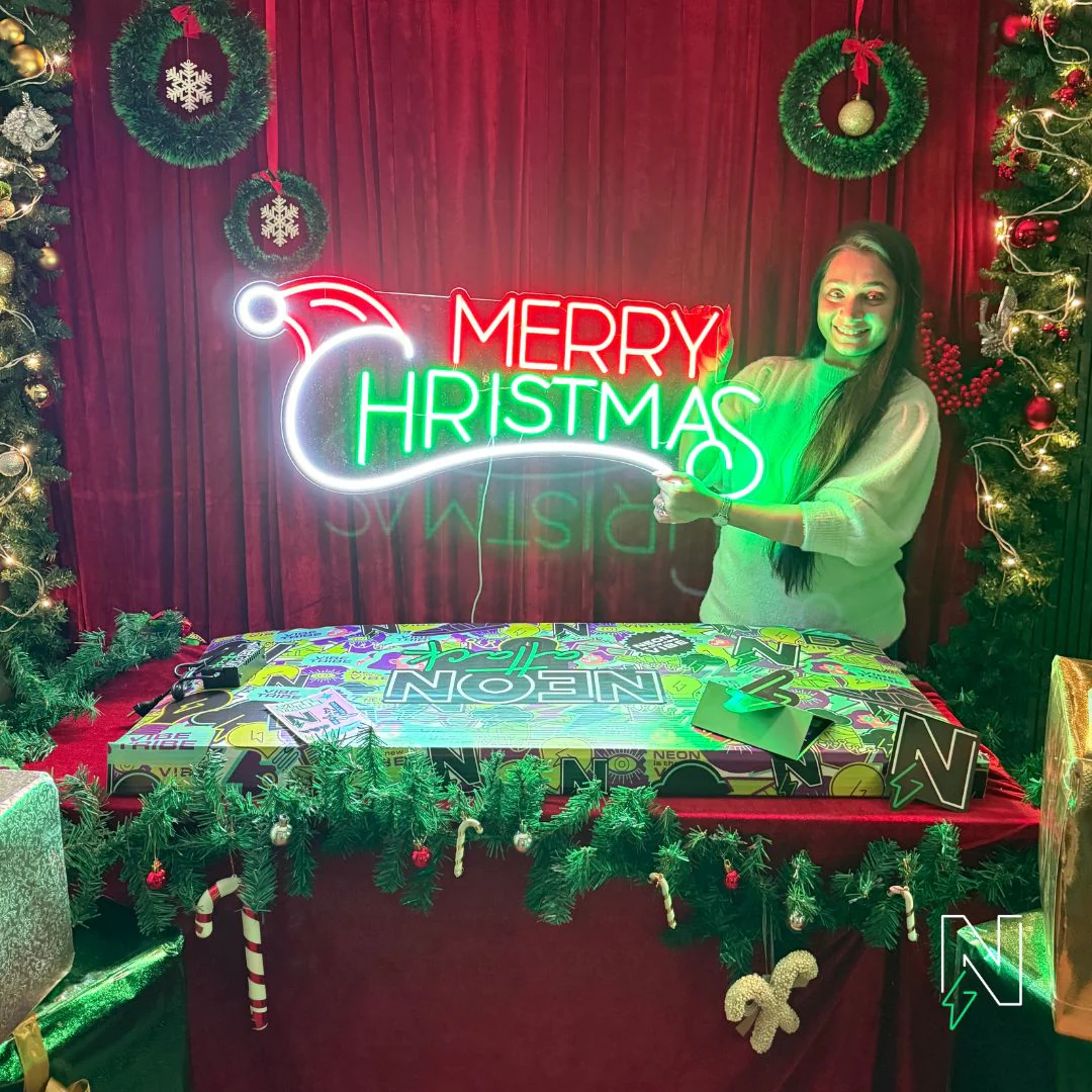 Merry Christmas With Santa Cap Neon Sign - Image 3
