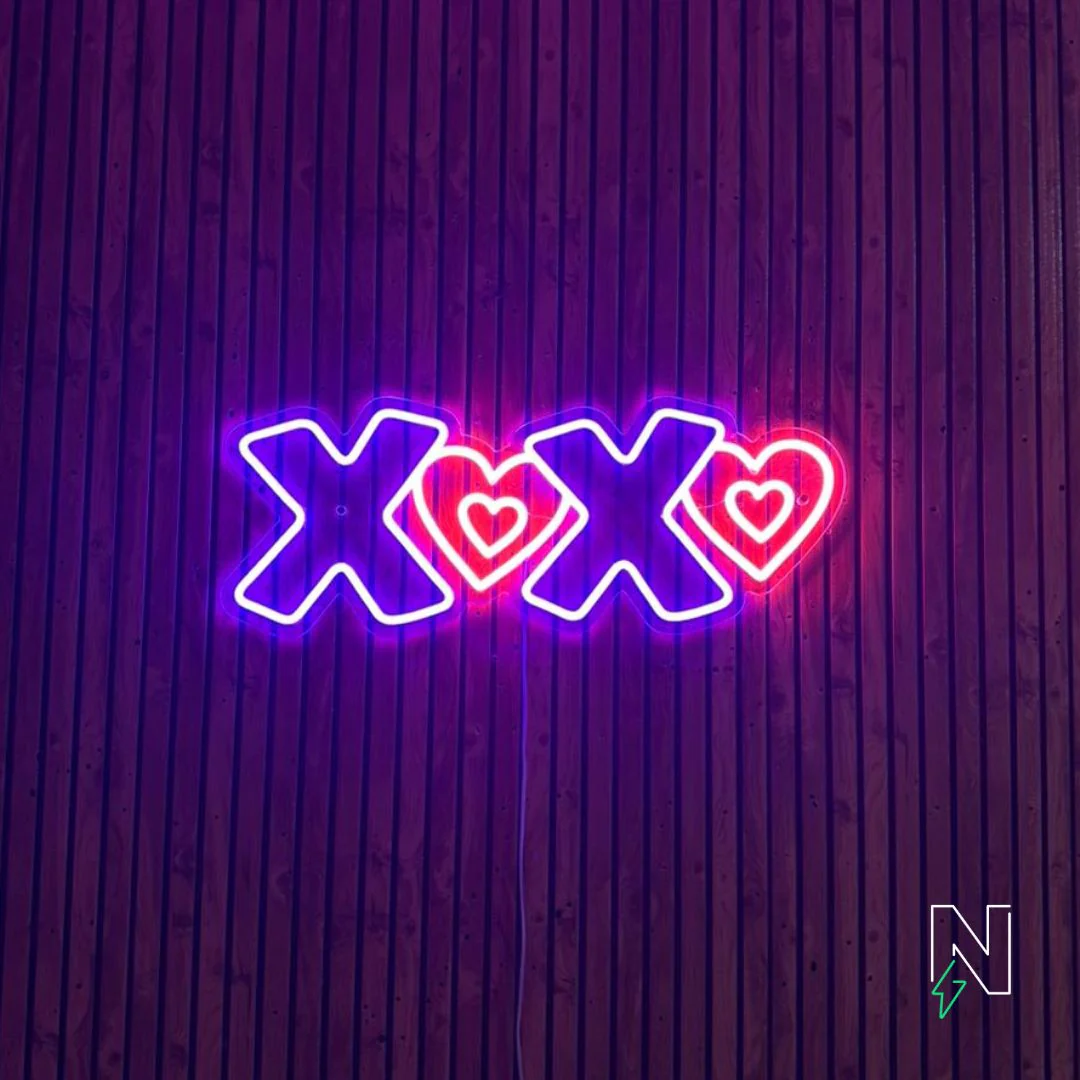 XOXO Neon Sign - Image 3